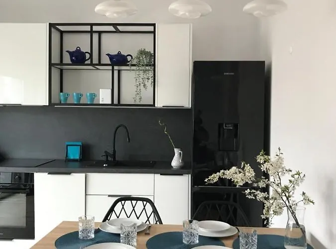 To Tu شقة Pierwoszyno